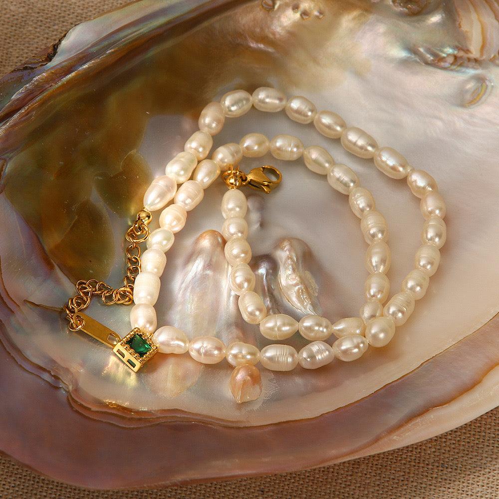 Grenia Green gem freshwater pearls necklace
