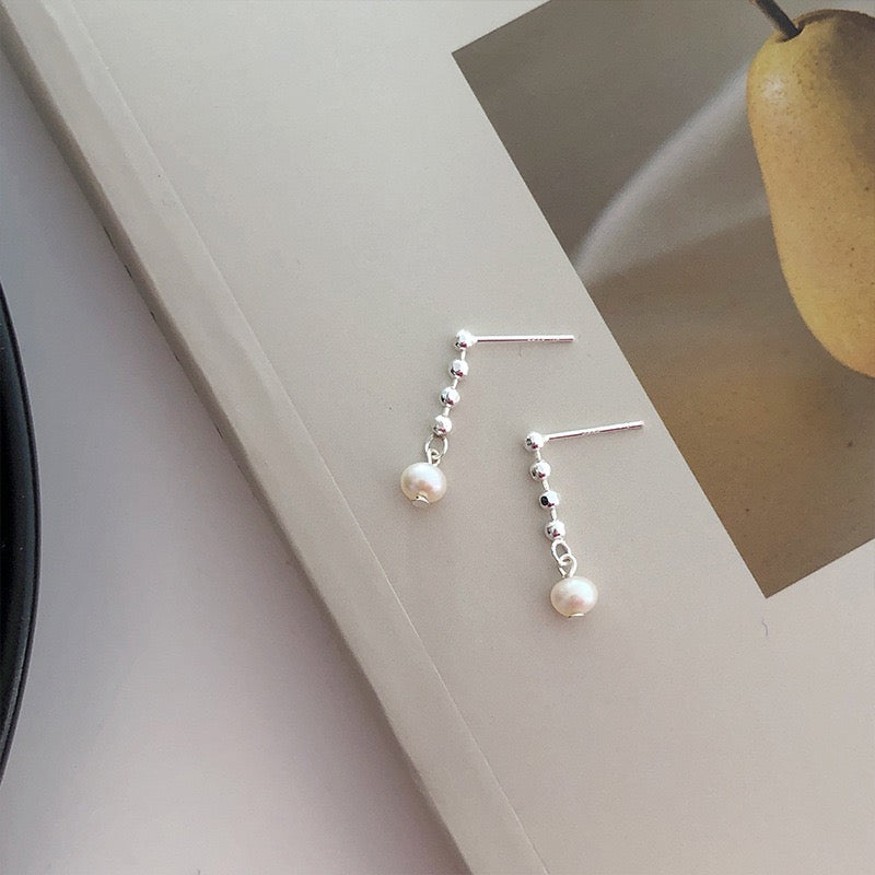 Sterling silver pearl earrings