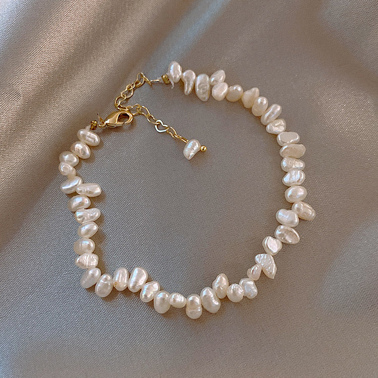 Natural irregular freshwater pearls necklace