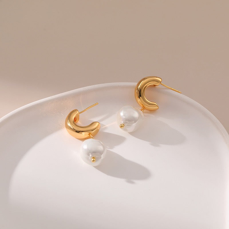 Artificial pearl earrings