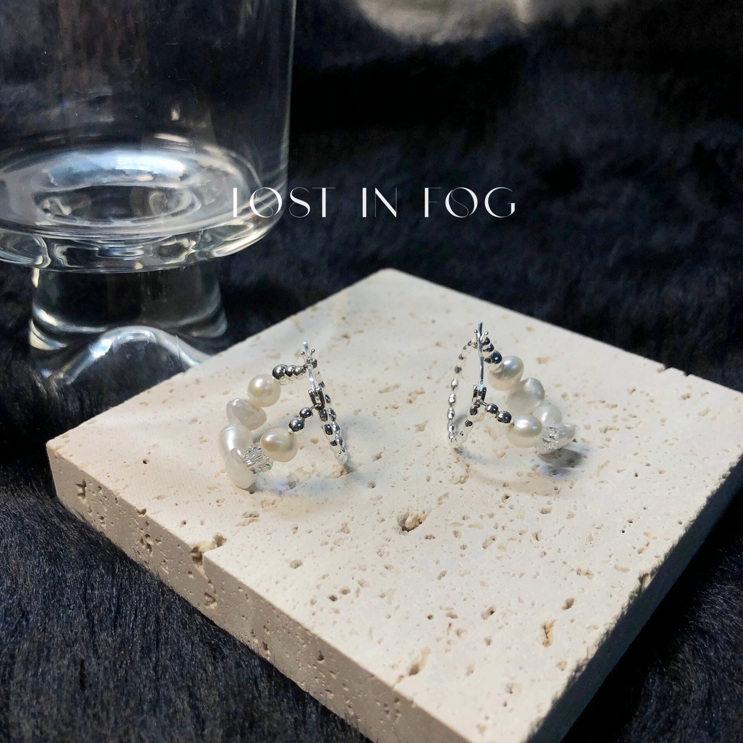 Lost in fog Swarovski crystal and freshwater pearls sterling silver earrings