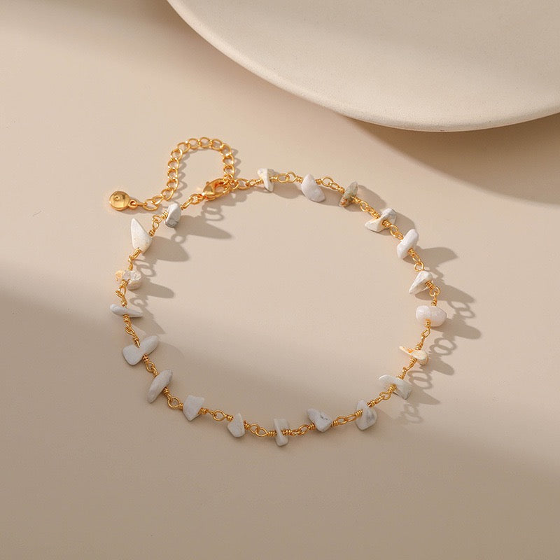 White natural stones anklets