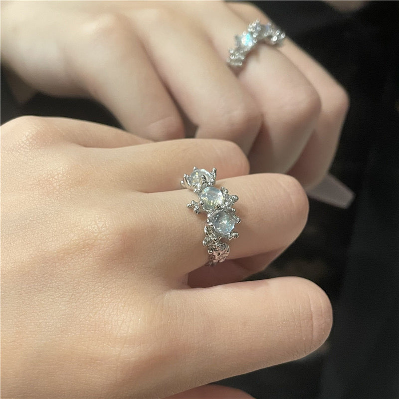 Moonstone shiny rings