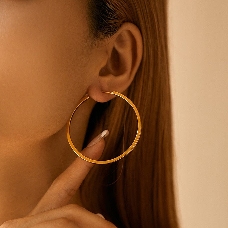 Simple round hoops