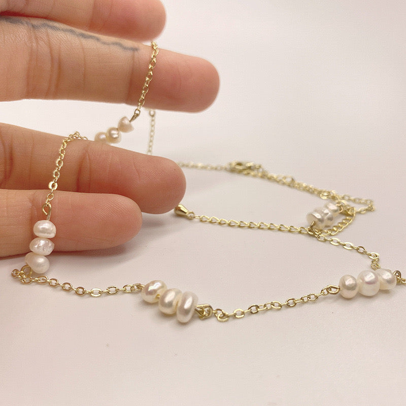 Three pearls space necklace