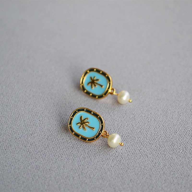 Palm tree pearl earrings