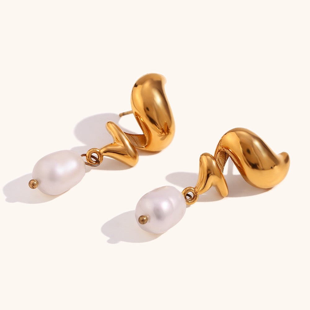 Cloud pearl earrings