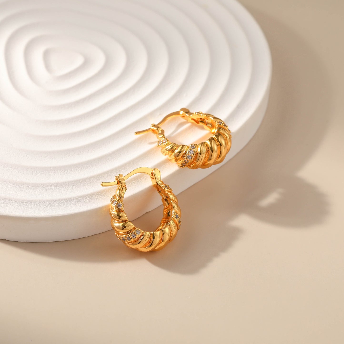 Twisty gold plated hoops