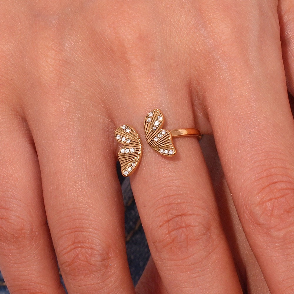 Butterfly rings