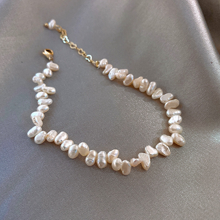 Natural irregular freshwater pearls necklace