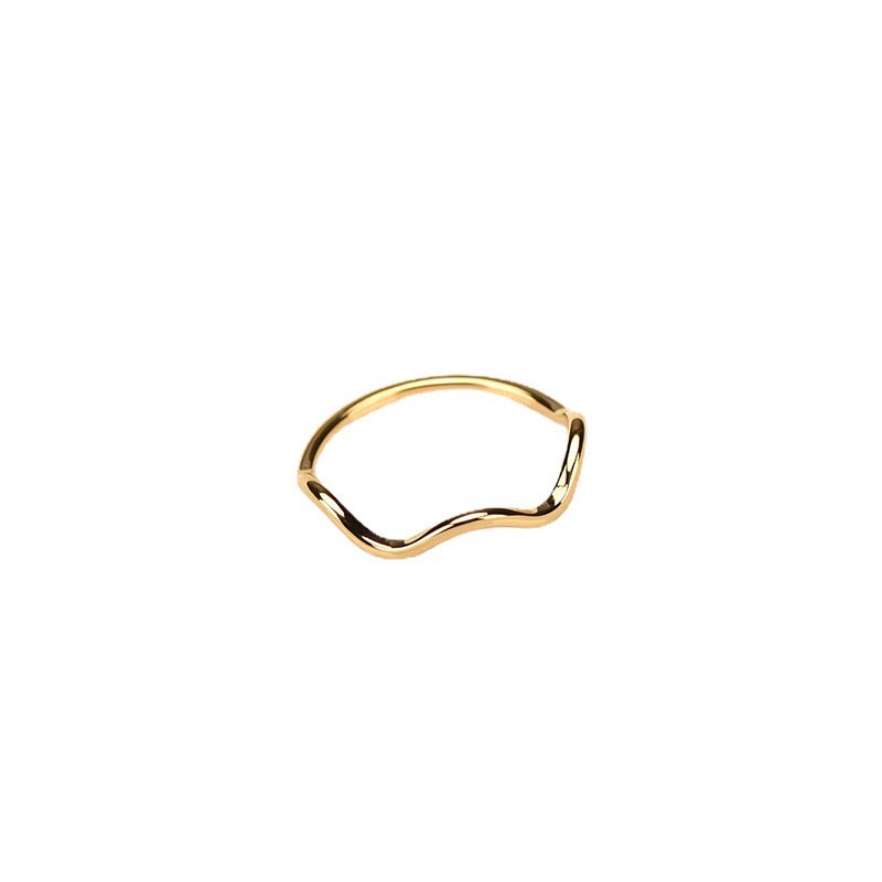 Wavy ring