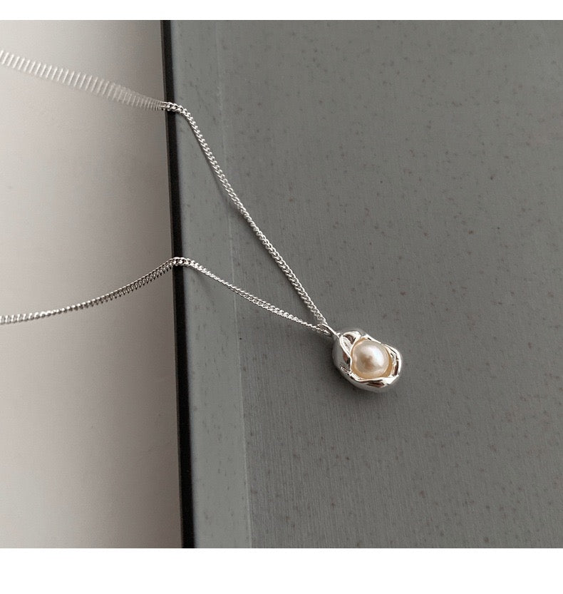 Pearl heart sterling silver necklace