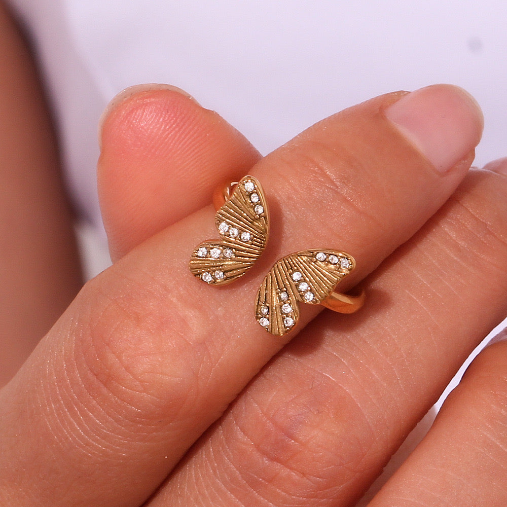 Butterfly rings