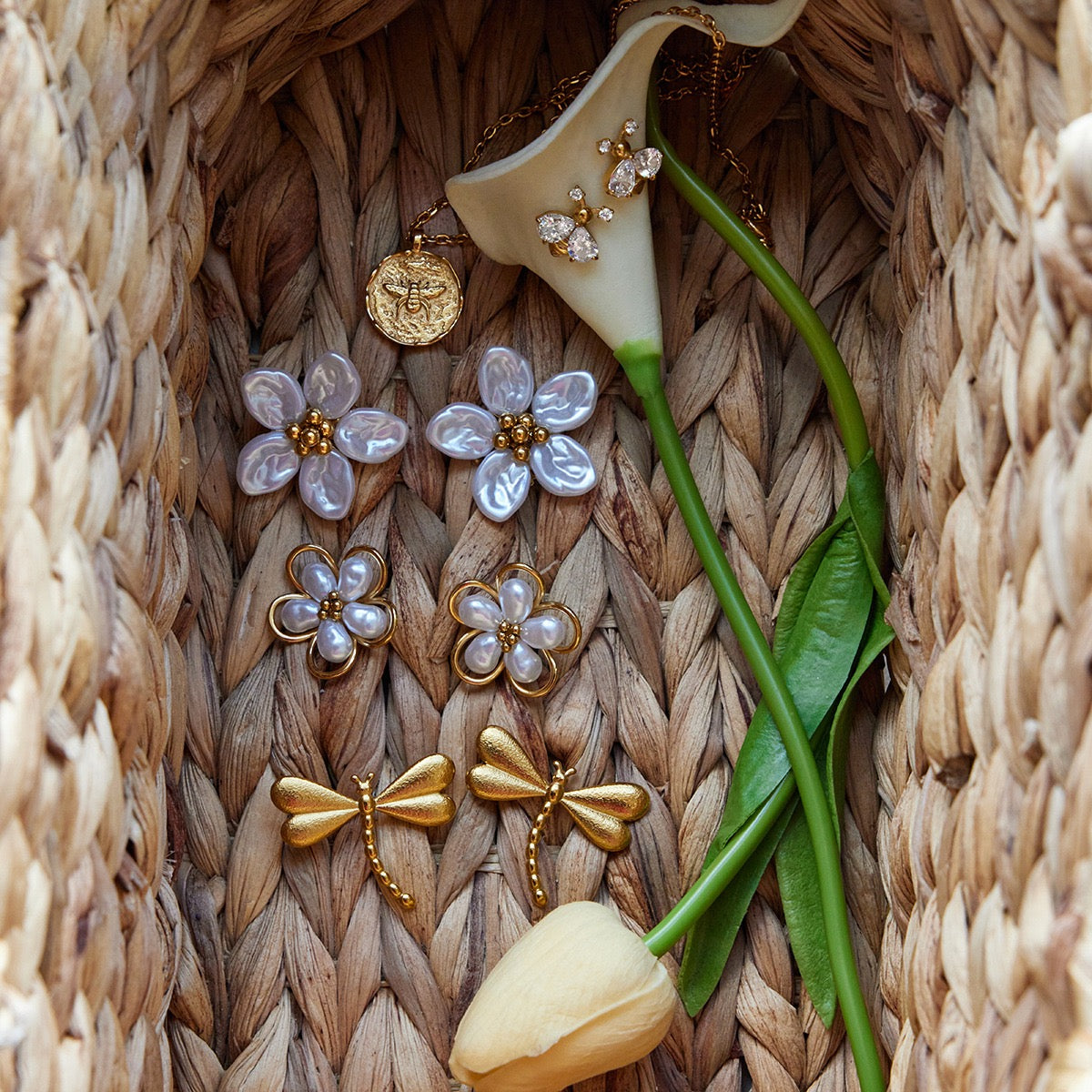 White pearly flower earrings