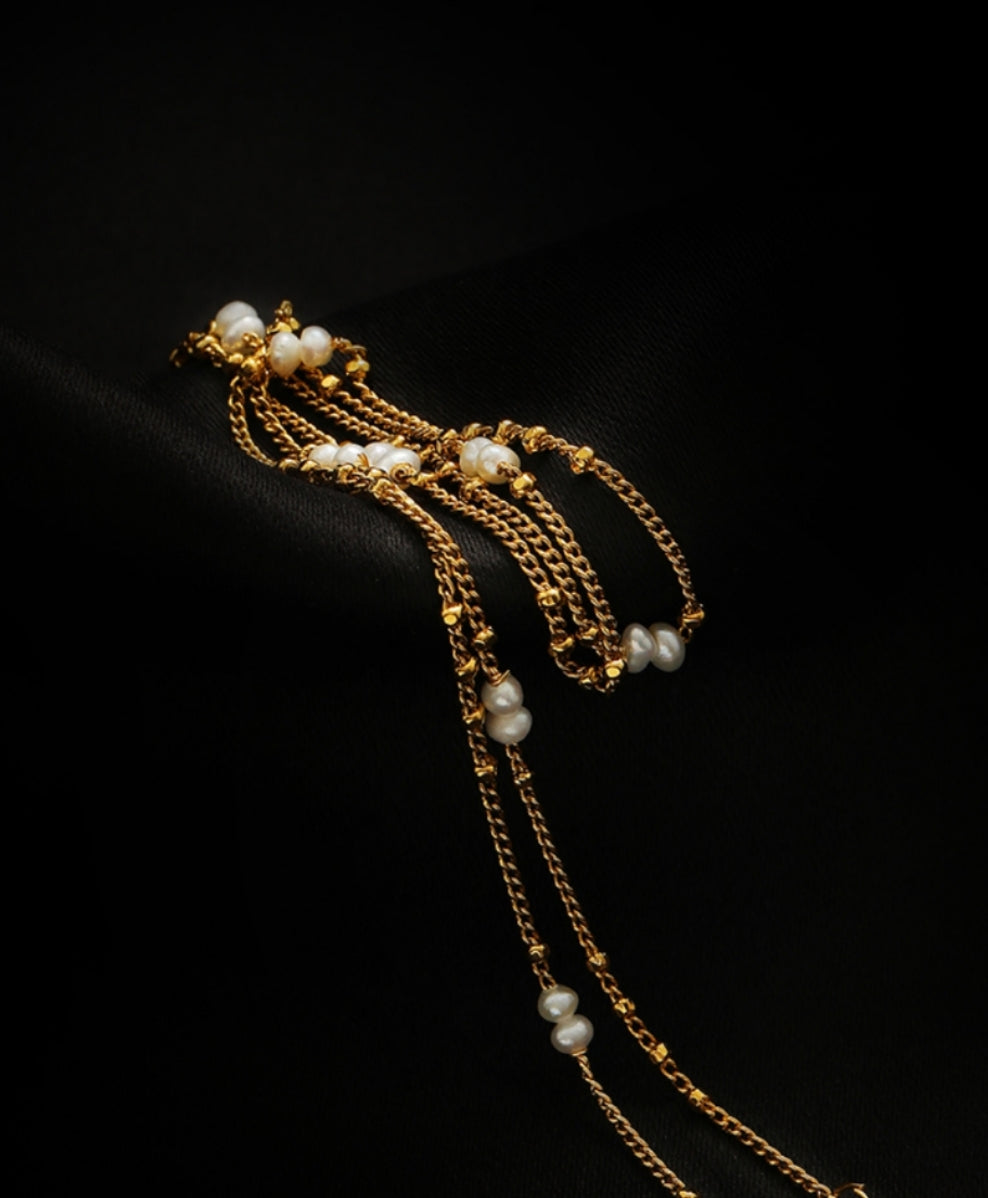 Dream pearl necklace