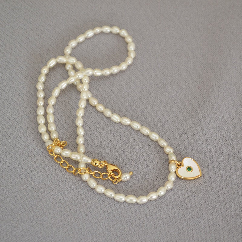 Heart pearl necklaces