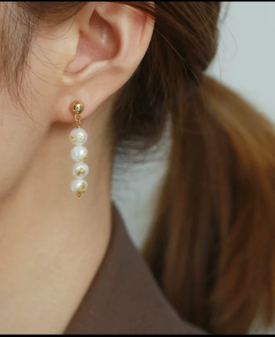 Pearls beads earrings