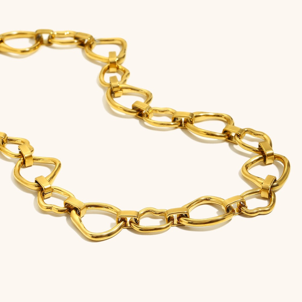 May hoop chain necklace