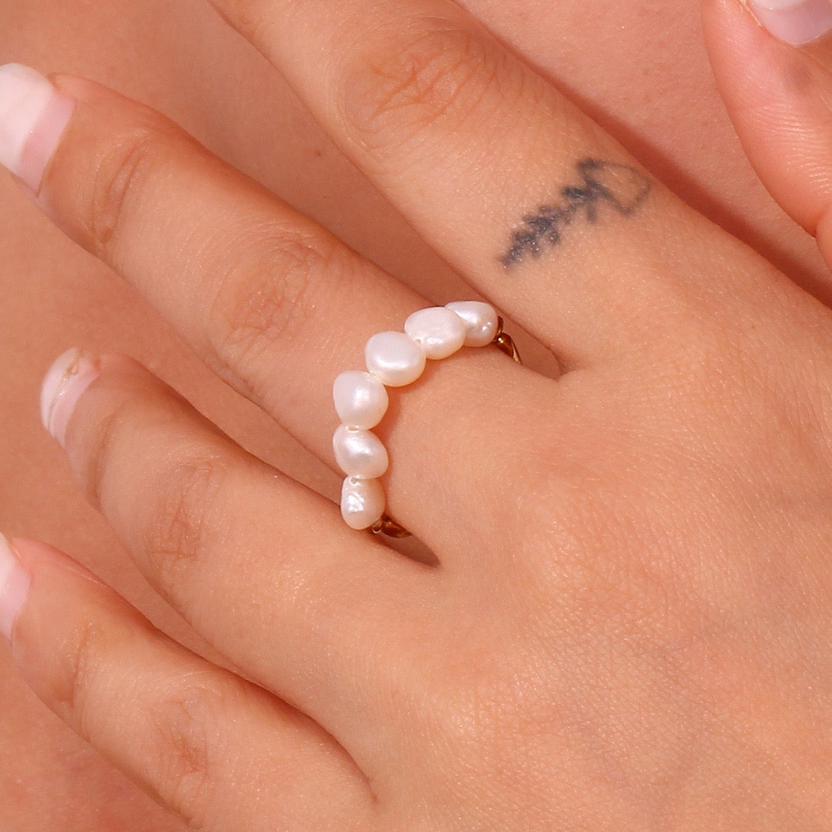 Gold pearl two way rings