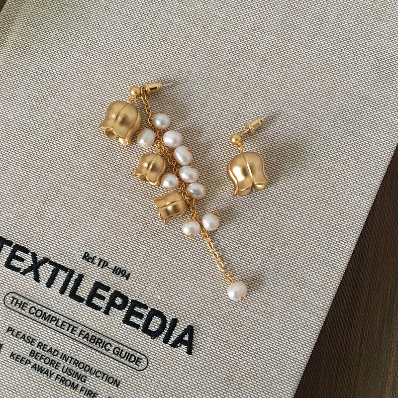 Orchid pearl earrings