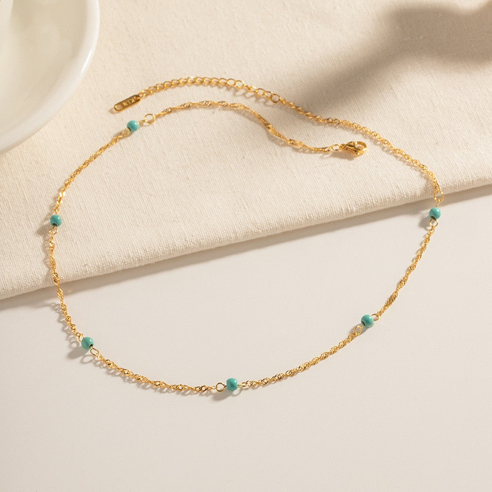 Blue turquoise beady necklace