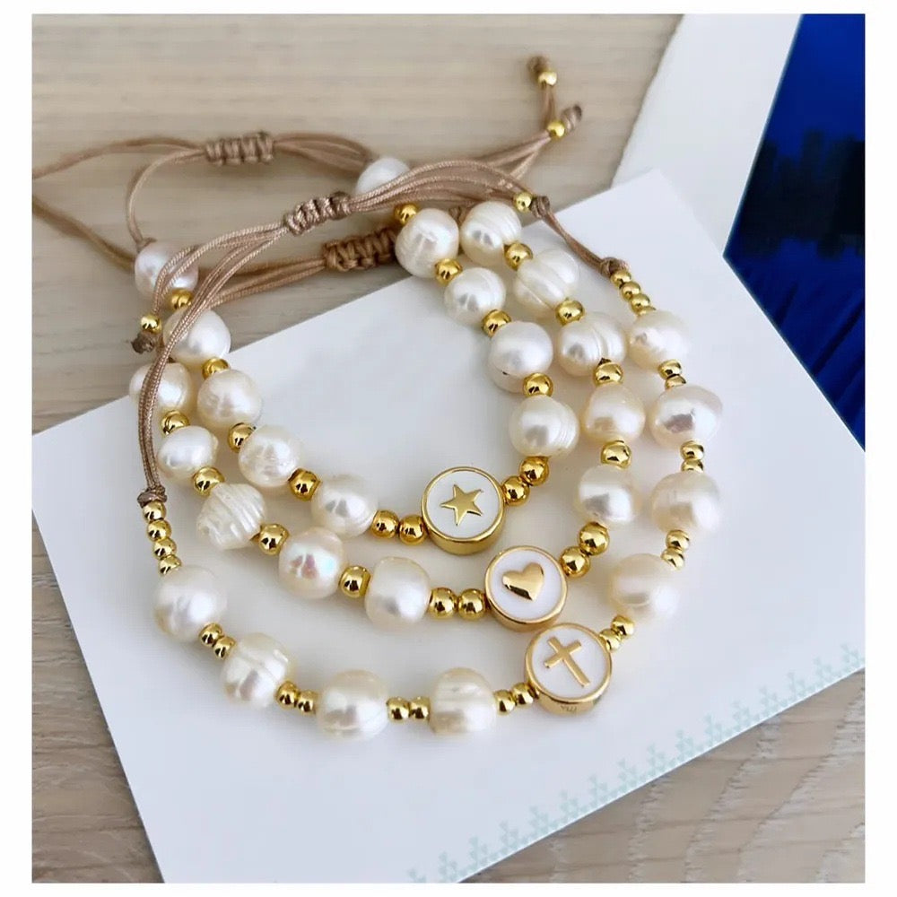 Handmade gold plated Freshwater pearls bracelet