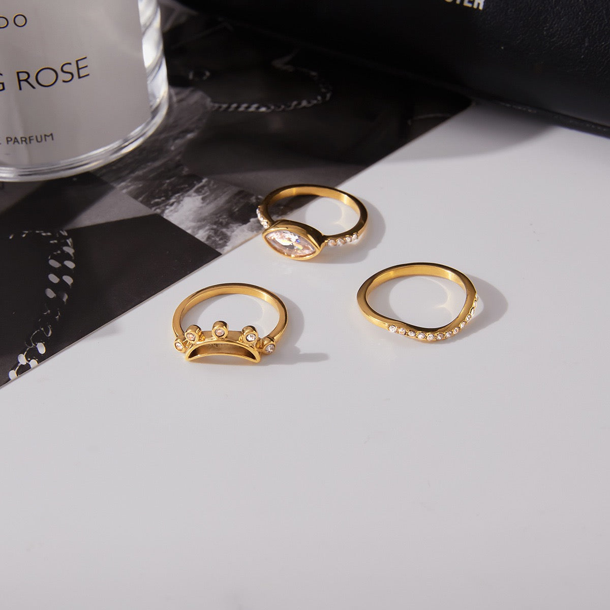 Rising Moon rings set