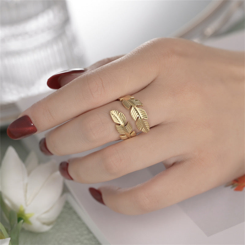 Double leaf rings