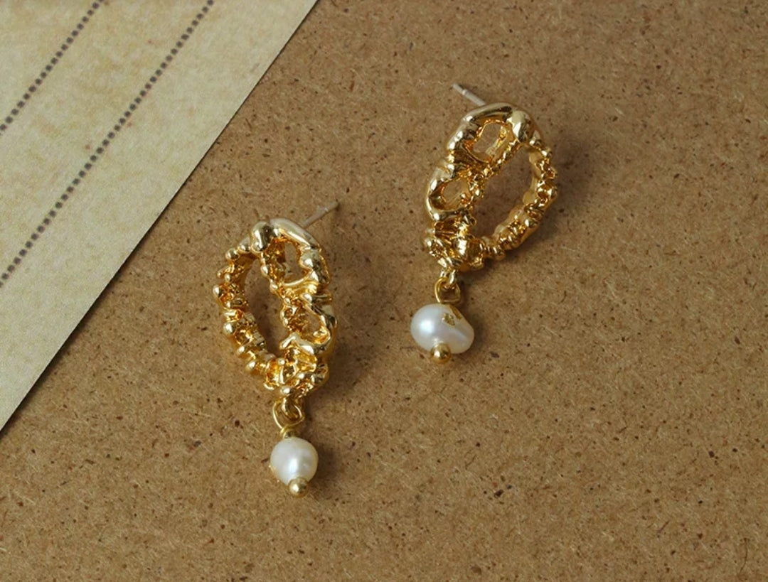 Melting heart freshwater pearls earrings