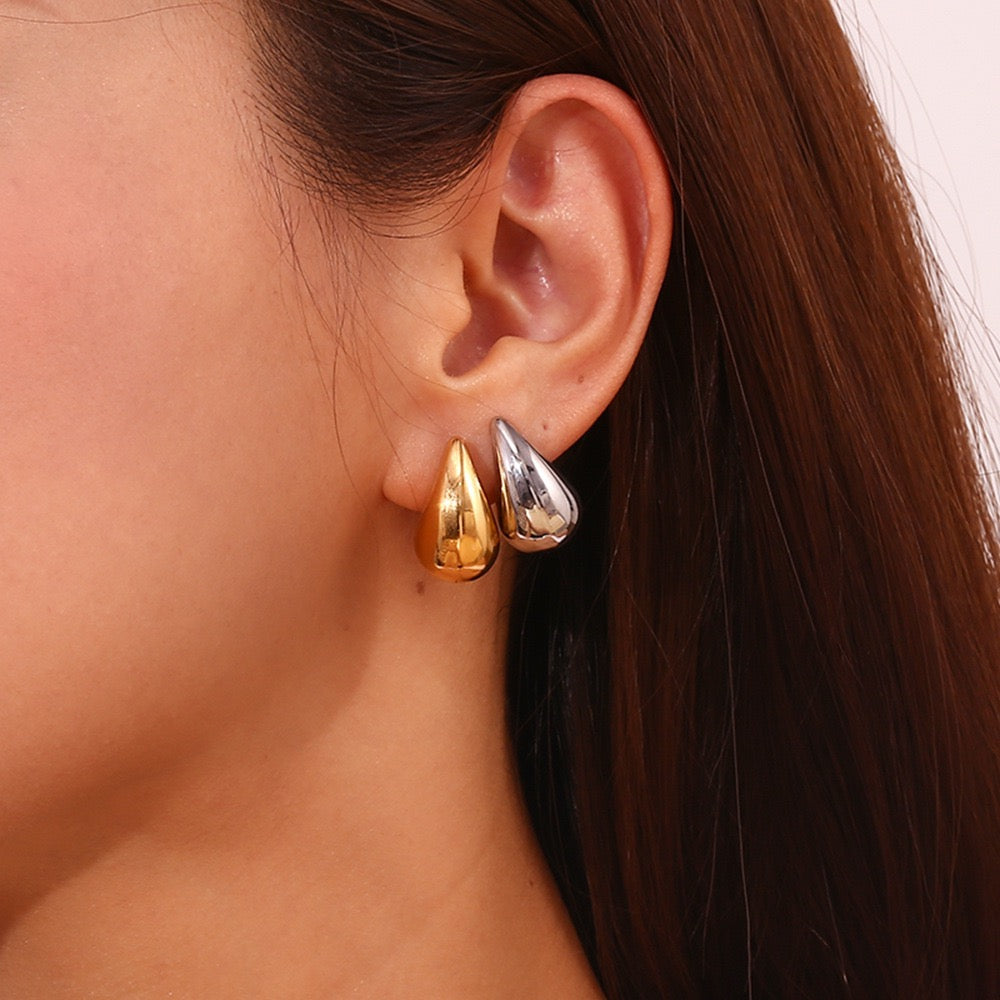 Waterdrop studs classic collections