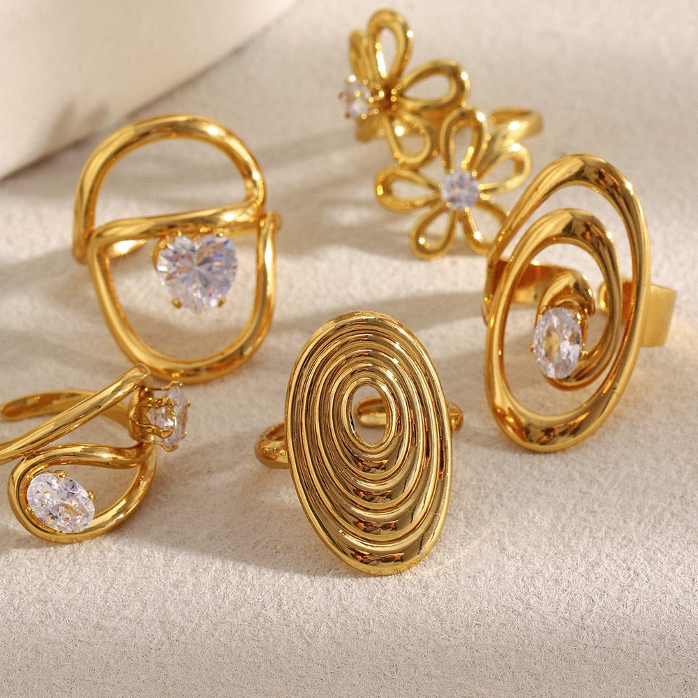 Bright Sunday rings collection