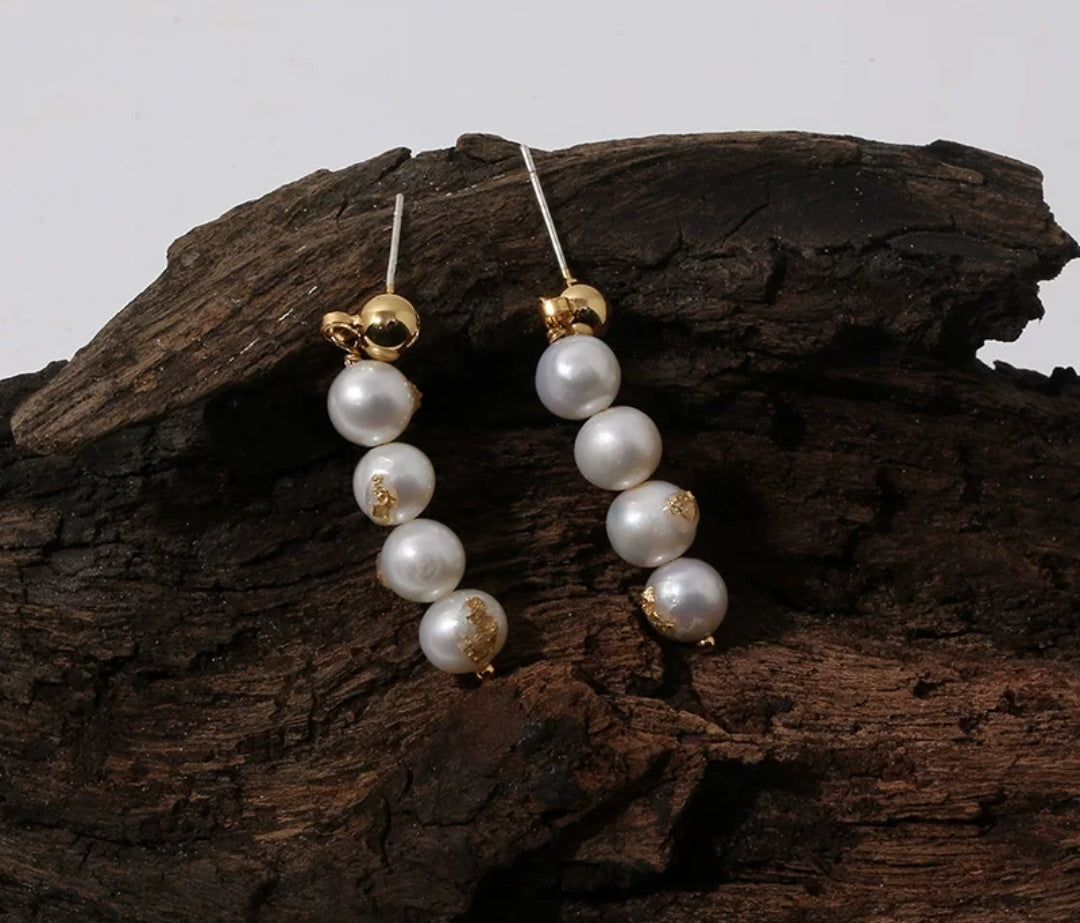 Pearls beads earrings