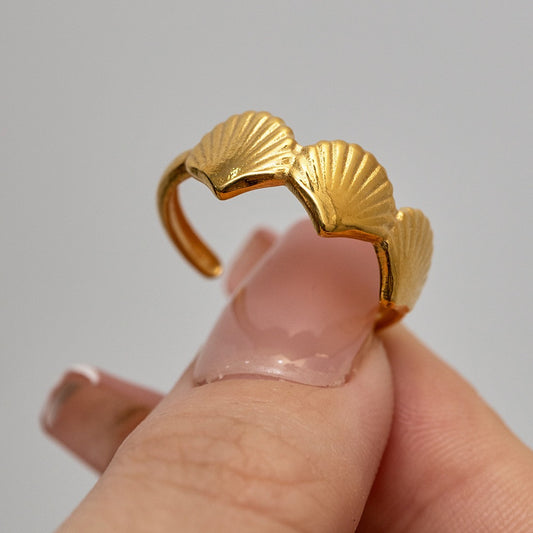 Carina Three shells rings