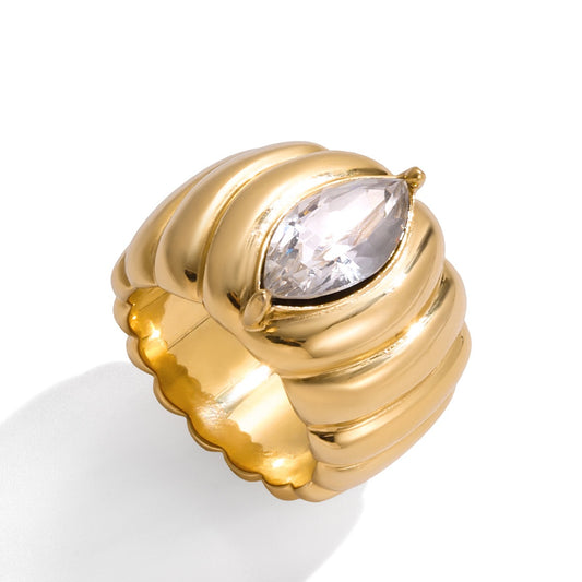 Big eye statement ring