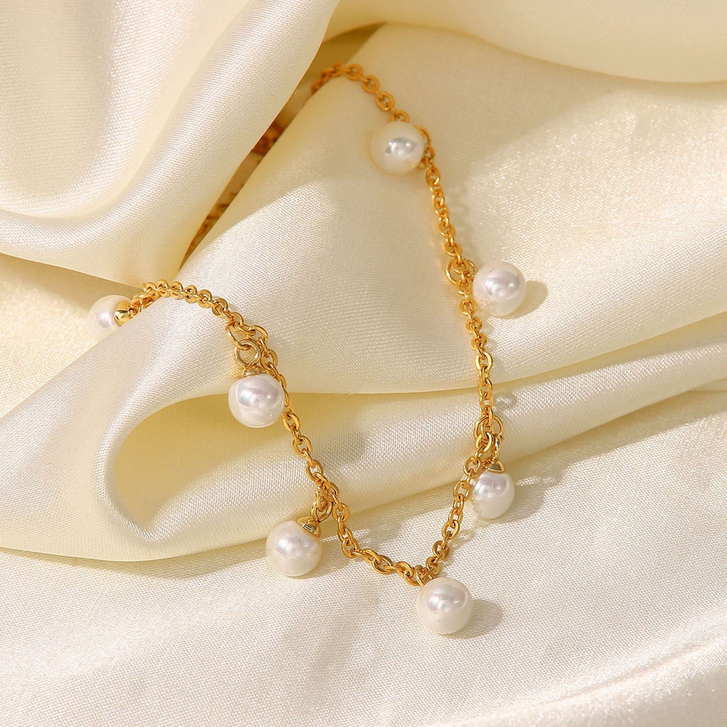 Shell pearl anklets