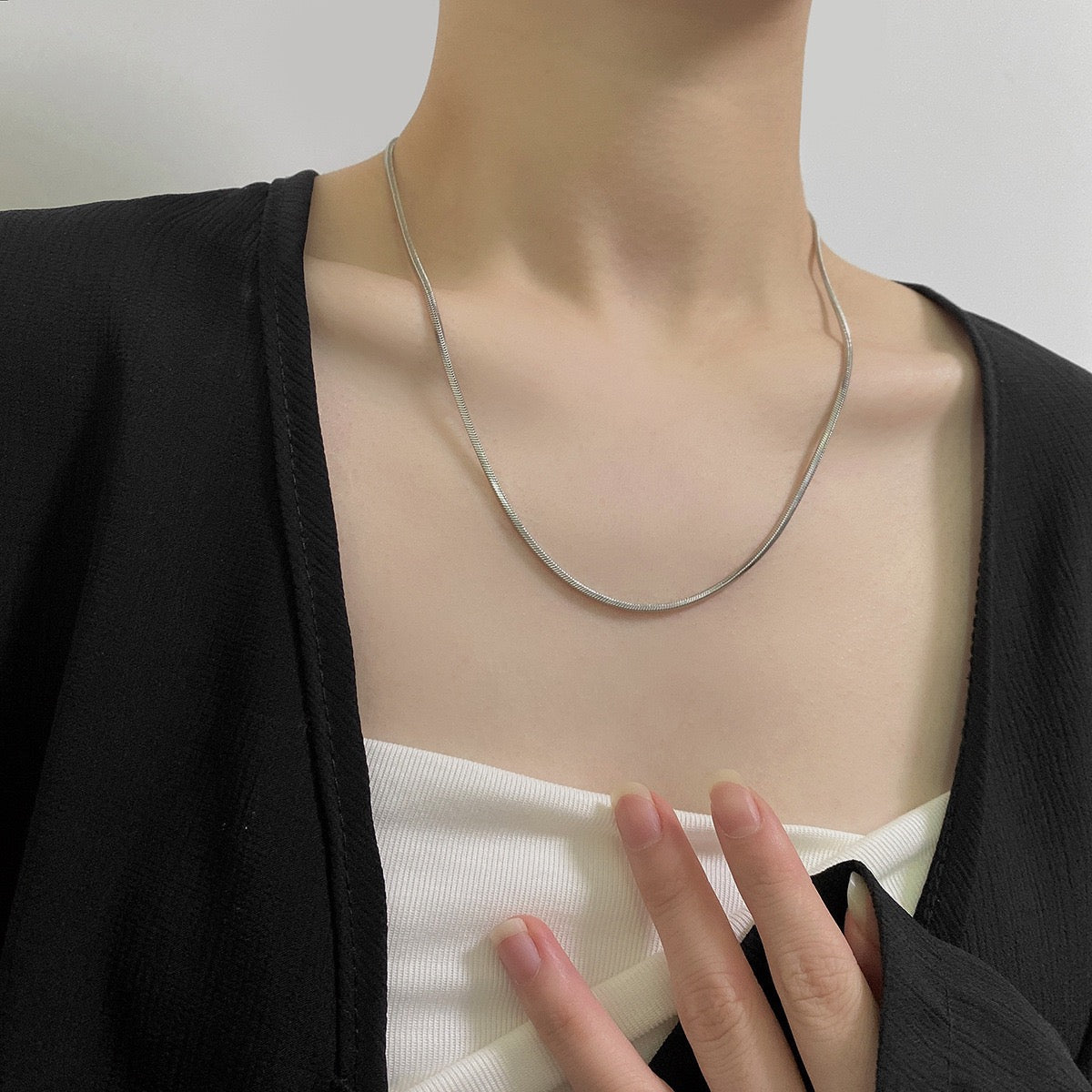 Skinny snake chain