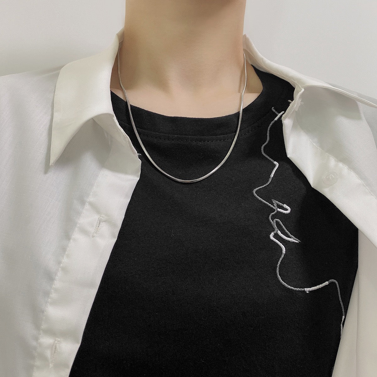 Skinny snake chain