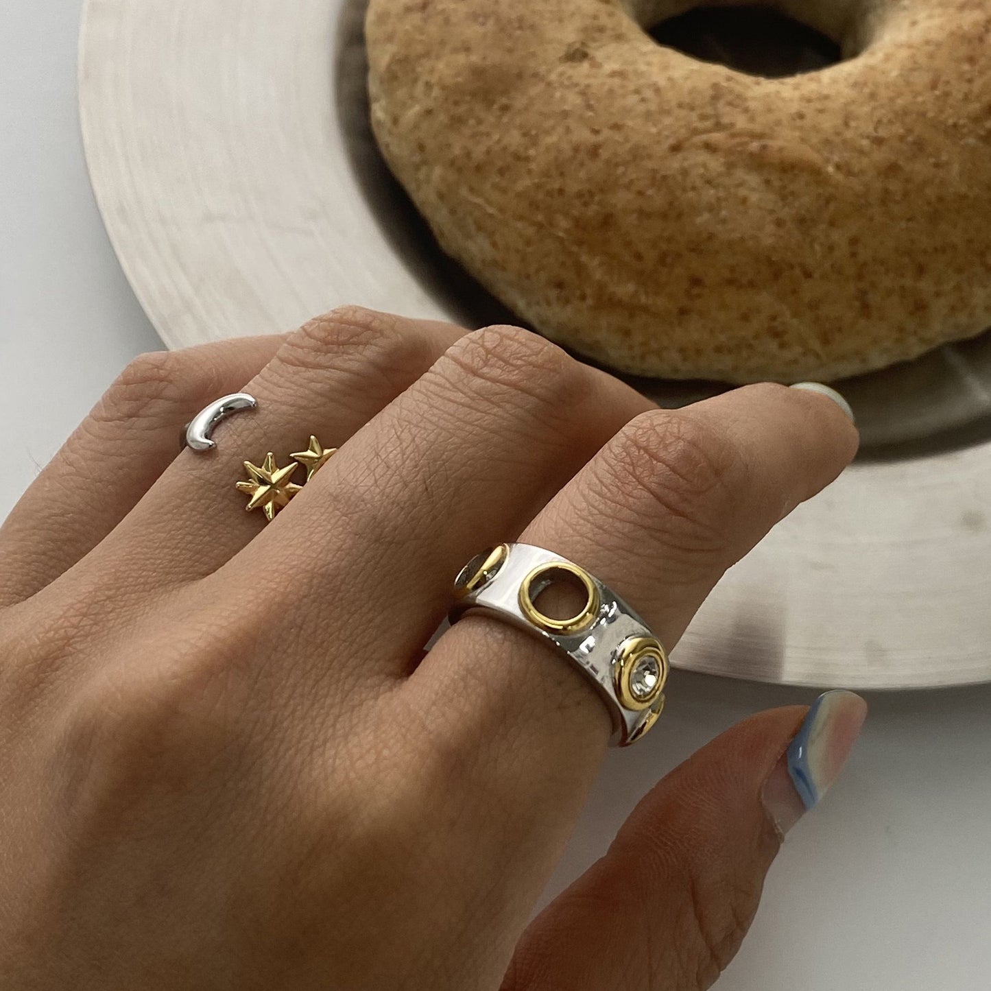Mikomi ring