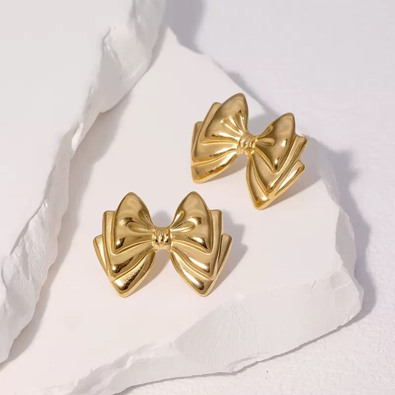 Victoria Sweet bow collections