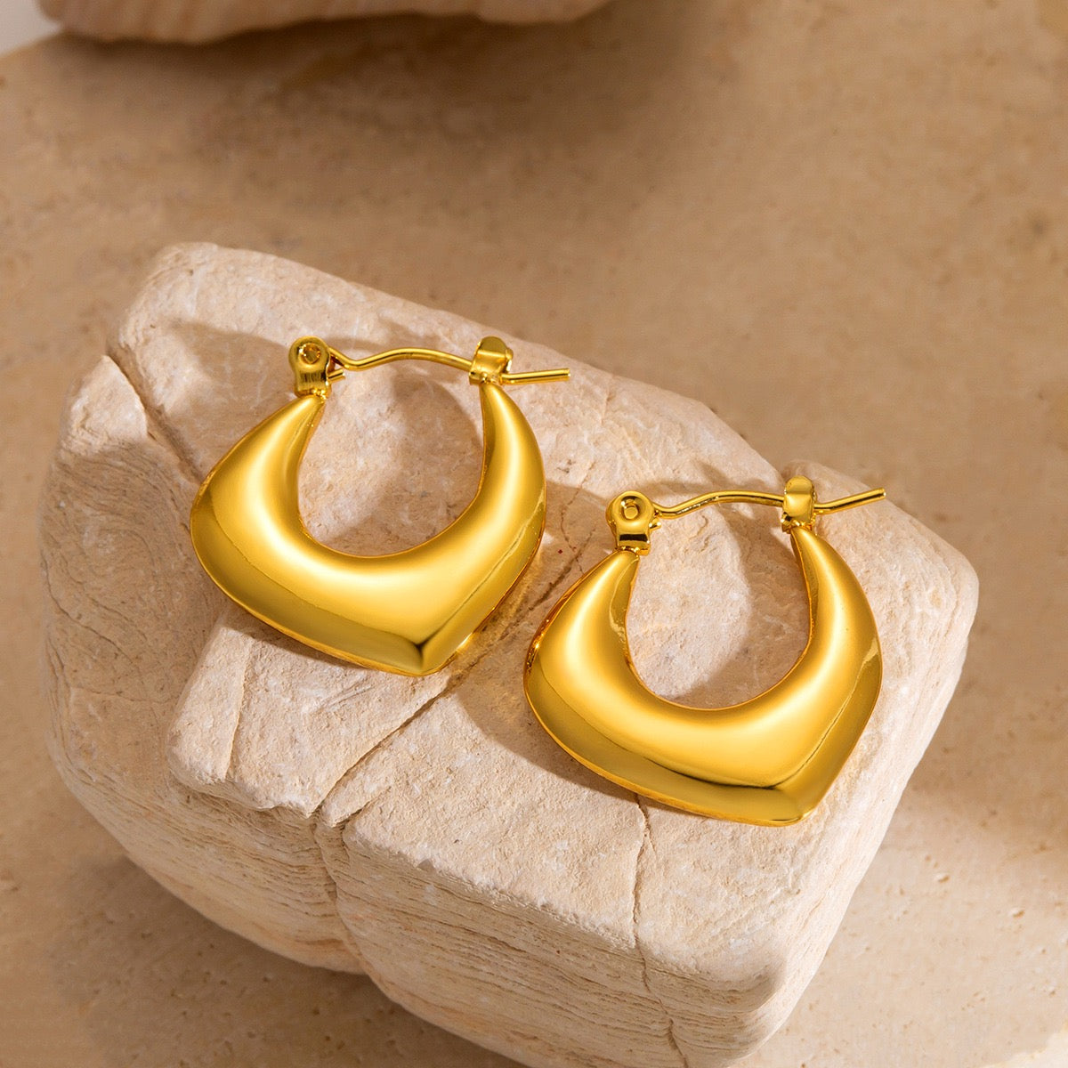 Tilted heart hoops