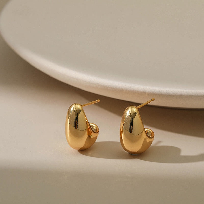 Waterdrop studs tiny collections