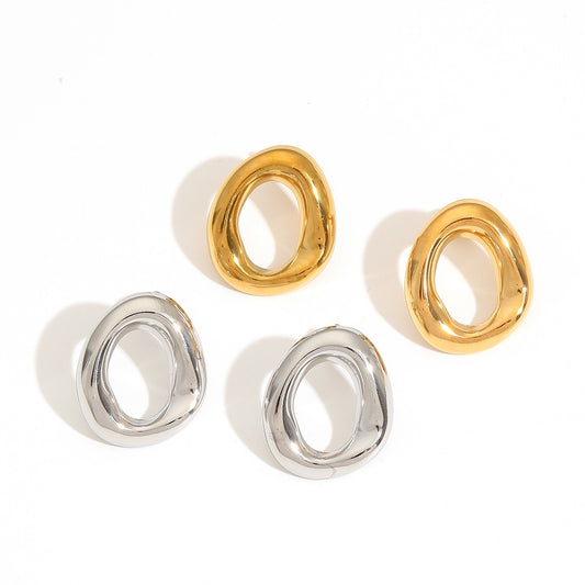 Oval hoops earrings