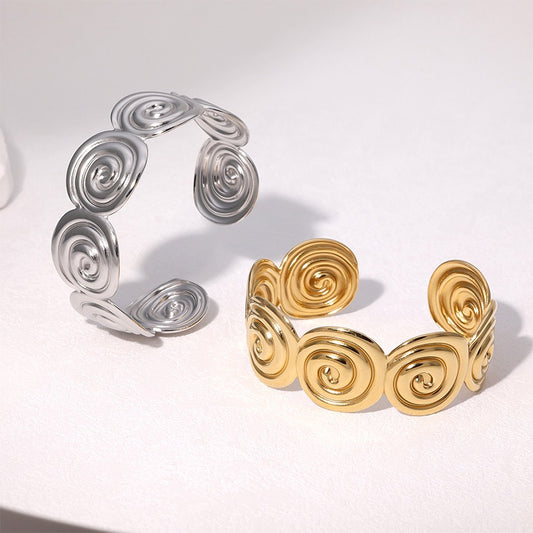 Swirl bangle