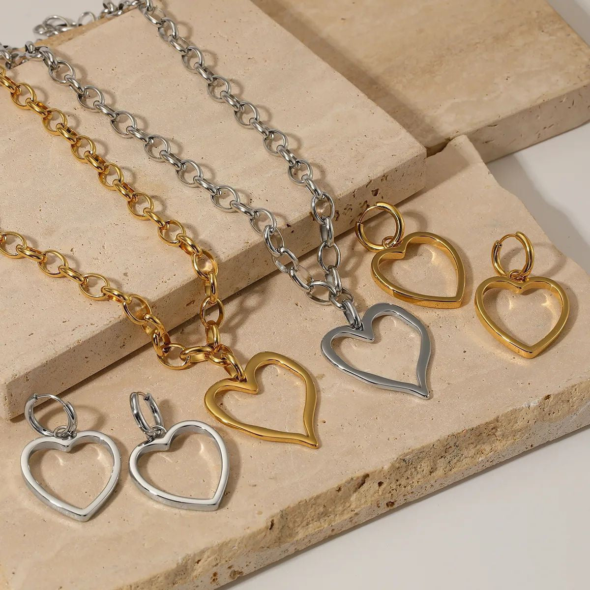 Big heart statement necklace