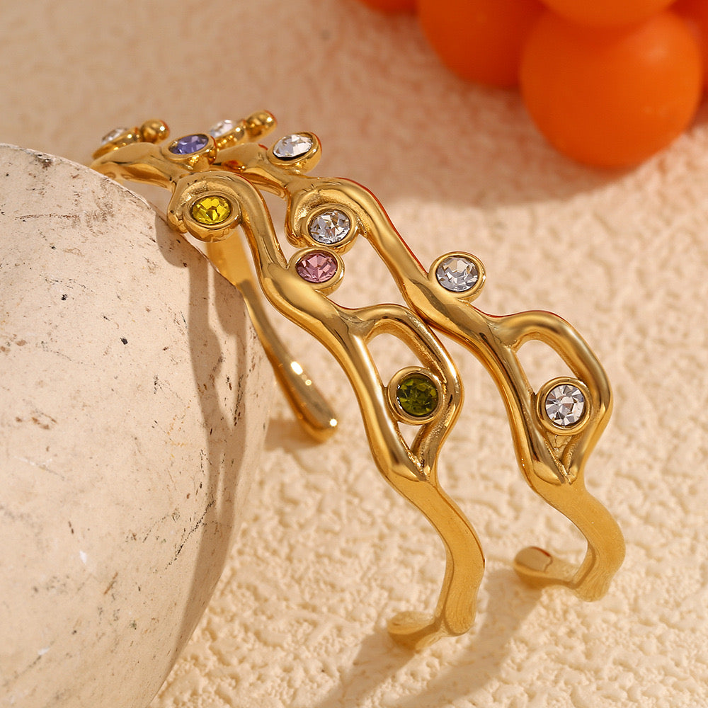 Branch bangle