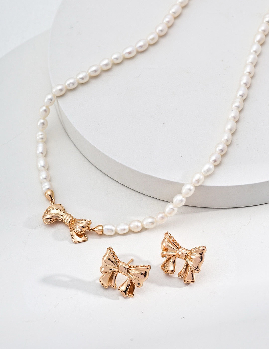 Burwood Bow collection