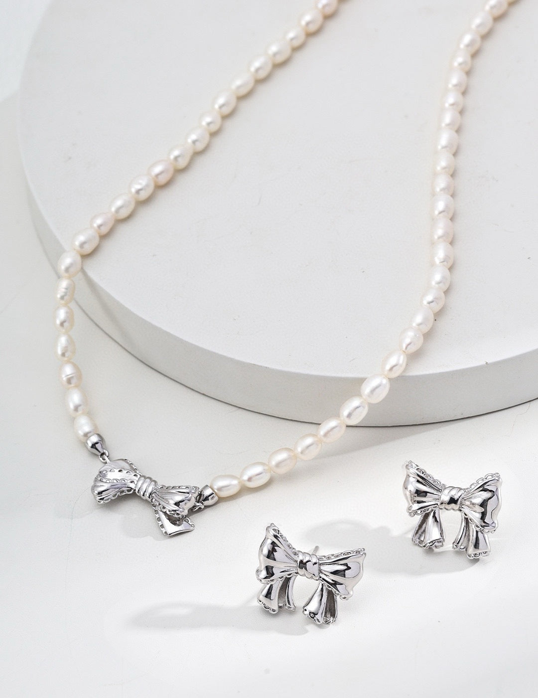 Burwood Bow collection