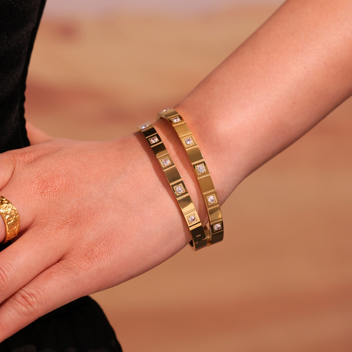 Square dia bangle
