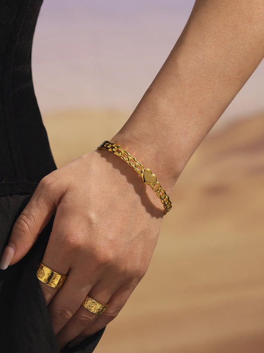 Chain heart bangle