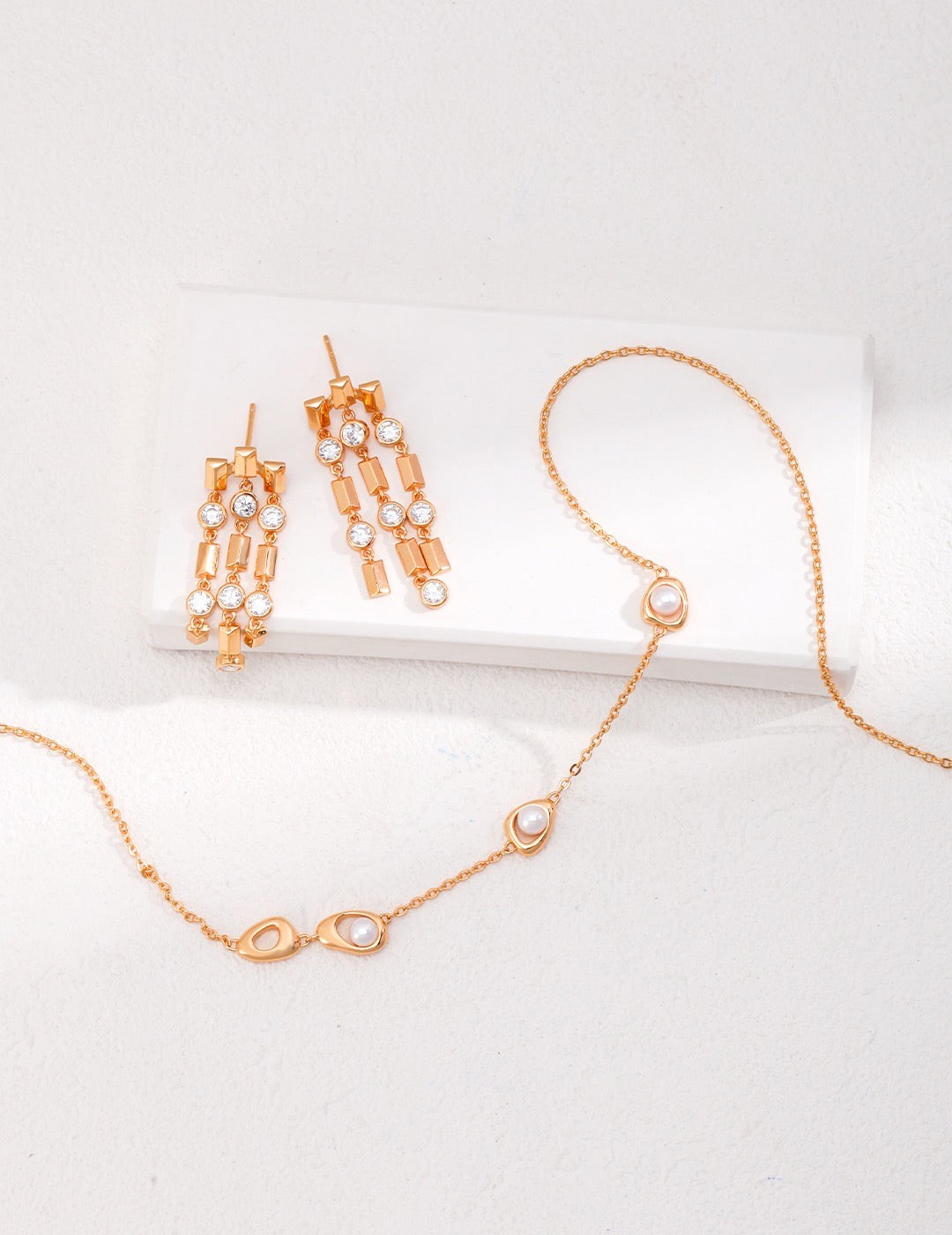 Scotland Star pearl chocker